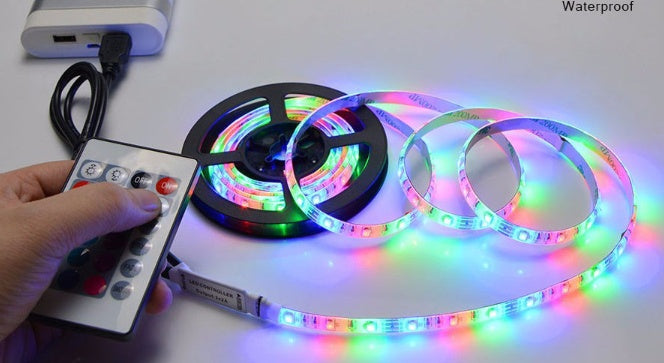 Striscia LED Flessibile Alta Luminosità Impermeabile – Luce Decorativa per Casa e Interni/Esterni