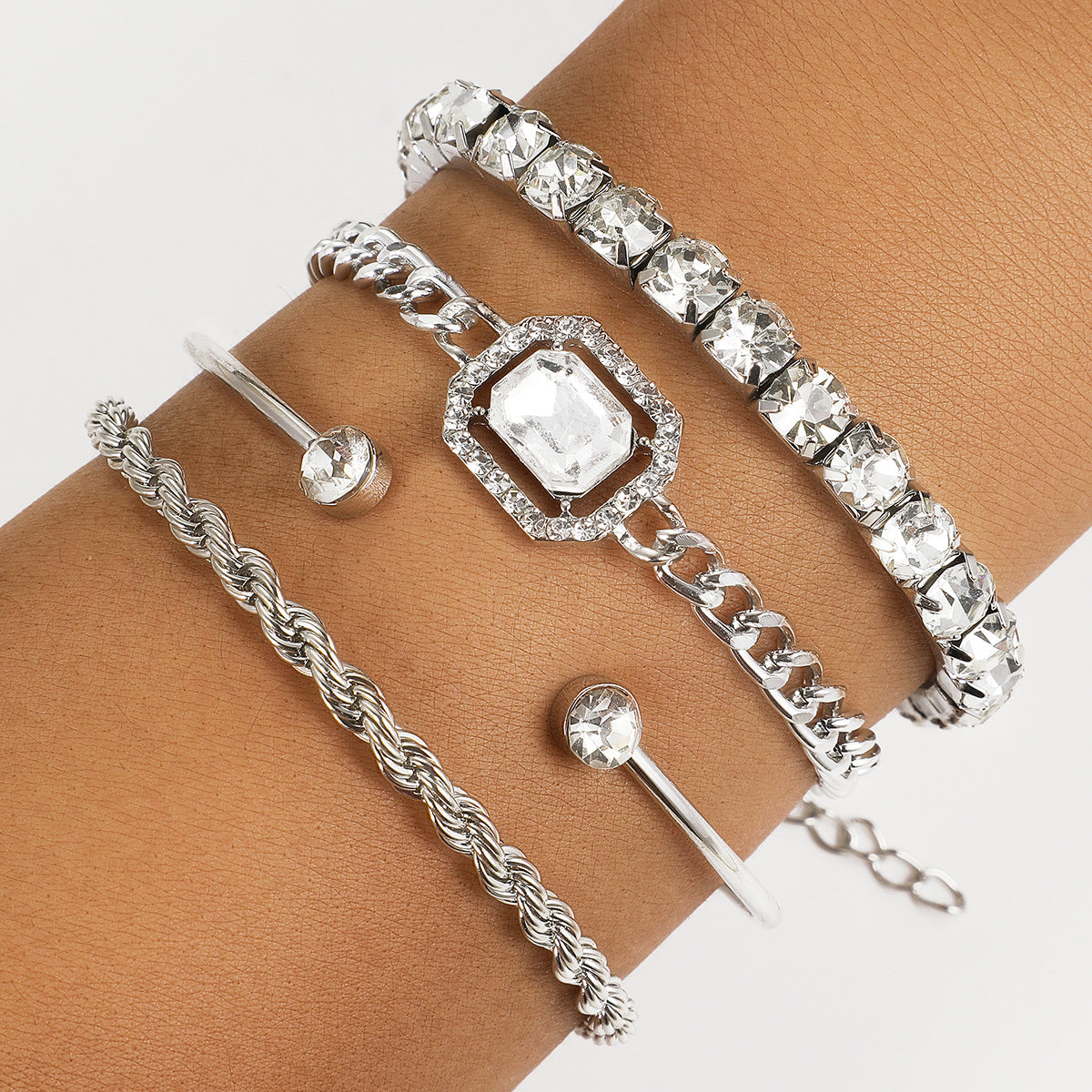 Set 4 Braccialetti da Donna – Design Bohemien con Cristalli, Vintage e Lussuoso